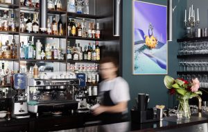 Bar